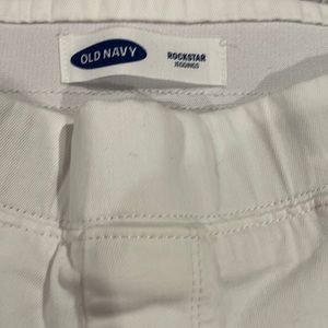 White skinny jeans